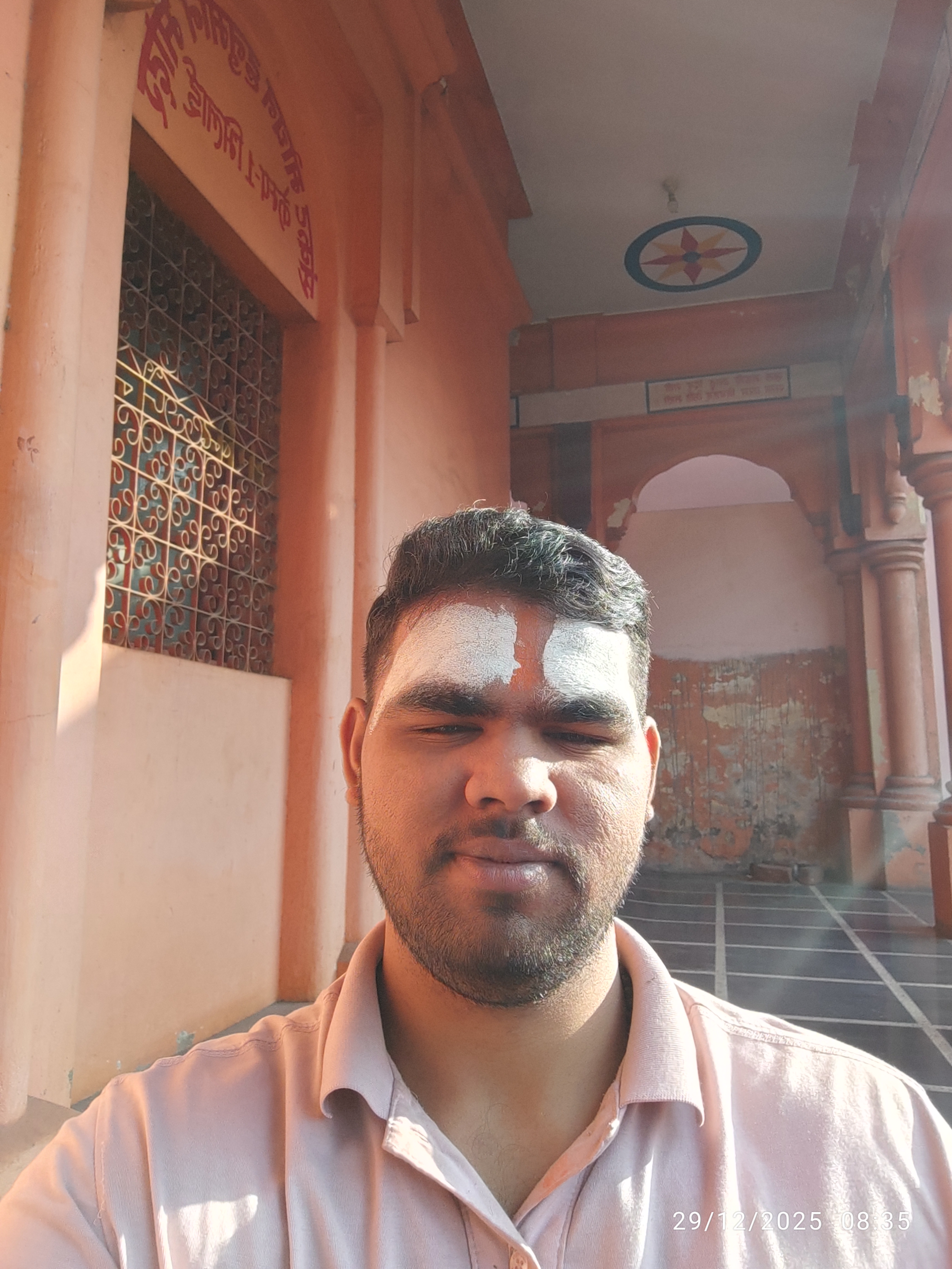 Karthik, G. 