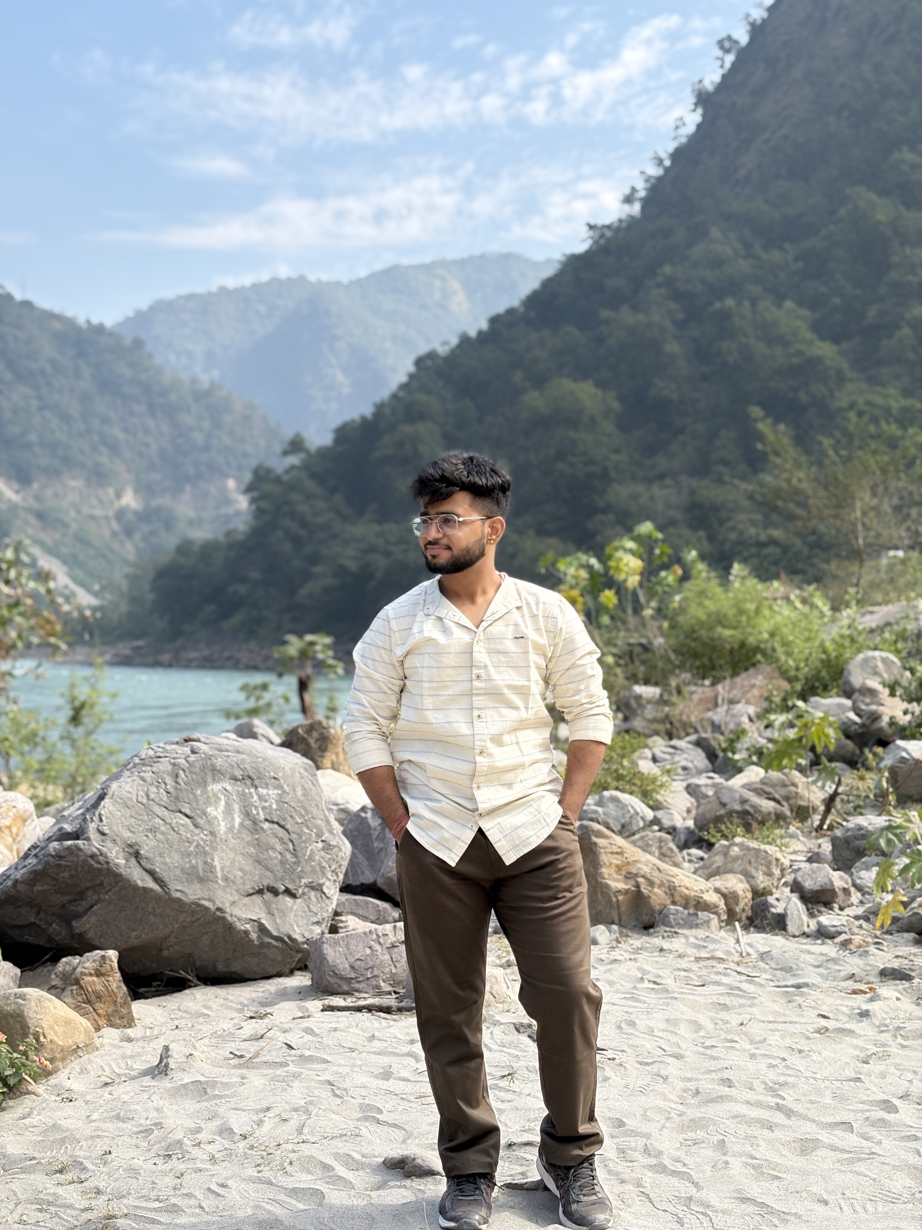 Gurlani, Priyansh 