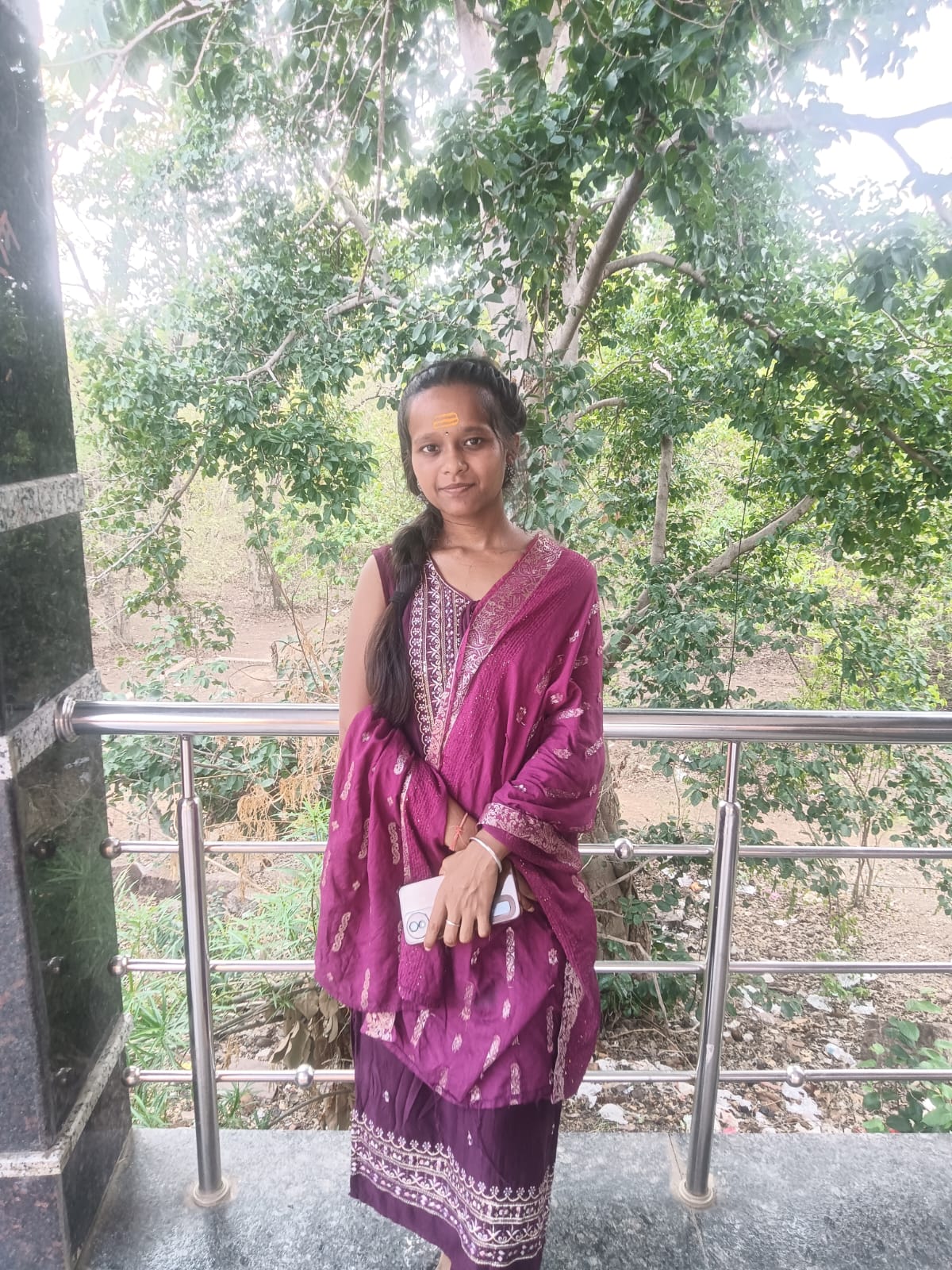 Nishad, Pallavi 